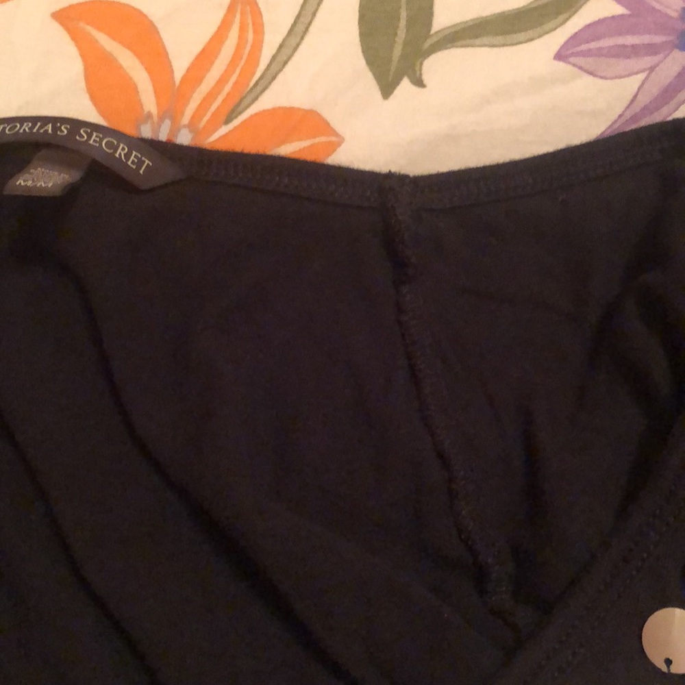 Victoria's Secret Long Sleeves Sequin Black Top Size  M - Picture 12 of 13